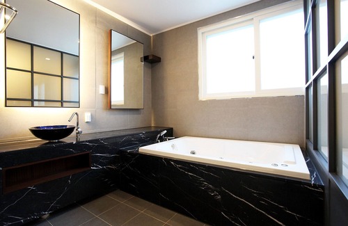 Pocheon Hotel | Pocheon Hotel Commune Motel