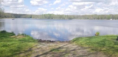 Locust Lake Village Ski Chalet | Pocono Cabin Fireplace Near Skiing Tubing Parks Shopping Casinos