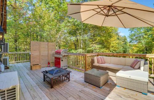 East Stroudsburg House | Pocono Getaway A frame Cabin w/Hot Tub Sauna