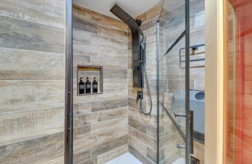 East Stroudsburg House | Pocono Getaway A frame Cabin w/Hot Tub Sauna