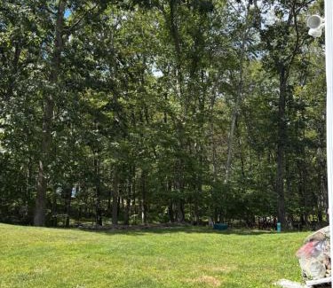 East Stroudsburg House | Pocono Hideaway,Big Screen TV, Crisp Air & Autumn Fun