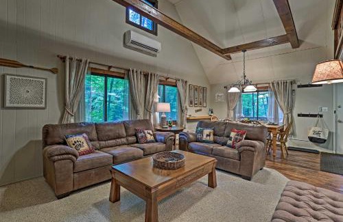 Pocono Lake House | Pocono Lake House Near Skiing and Kalahari Resort!