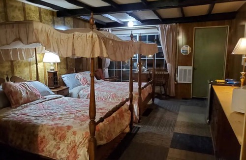 Gouldsboro Bed & Breakfast | Pocono Mountains Hotel and Spa