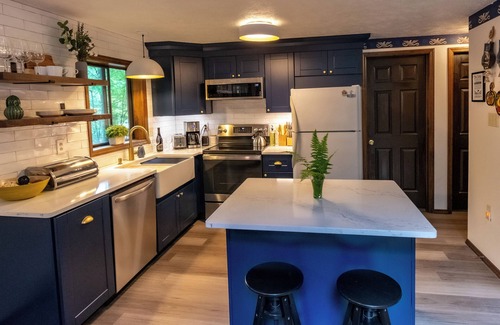 Pocono Lake Cabin | Poconos Retreat: Hot Tub, Game Room, Lakes, Beaches & Family Fun
