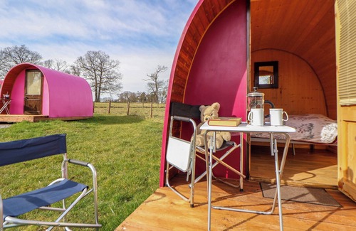Saint Asaph Cottage | POD 1, pet friendly, country holiday cottage in St Asaph