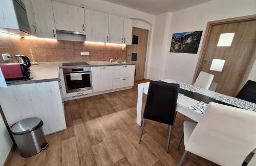 Decin Apartment | Pod Chlumem - útulný byt v blízkosti centra