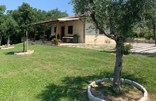 Collesanto House | Podere Battegone: immersed in nature