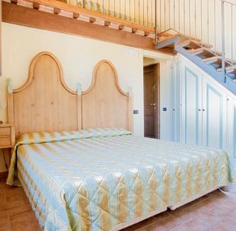 Collemezzano House | Podere Gli Olmi