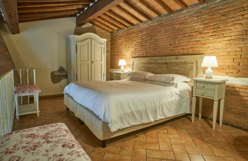 Collemezzano House | Podere Gli Olmi