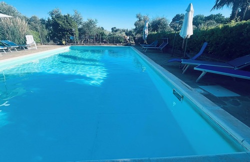 Gavorrano Apartment | Podere Gli Scopai - Wohnung Nr. 1 mit Großem Garten und Schwimmbad