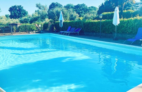 Gavorrano Apartment | Podere Gli Scopai - Wohnung Nr. 1 mit Großem Garten und Schwimmbad