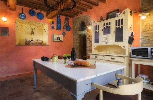 Radicondoli Villa | Podere Santa Croce 10, Emma Villas