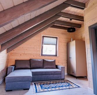 Krynki House | Podlaskie Chatki Ciszą Malowane - Domek nr 2