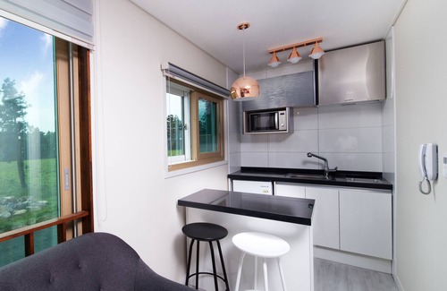 Jungmun Apartment | Poeta Pension