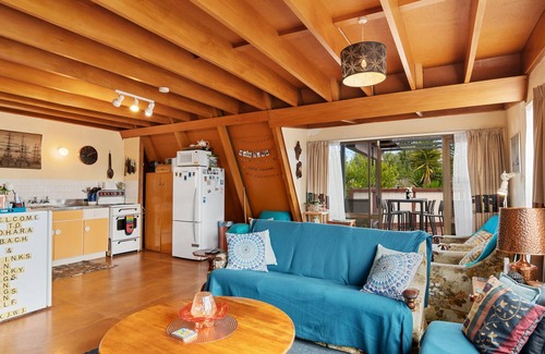 Pohara Cottage | Pohara Retreat - Pohara Holiday Home