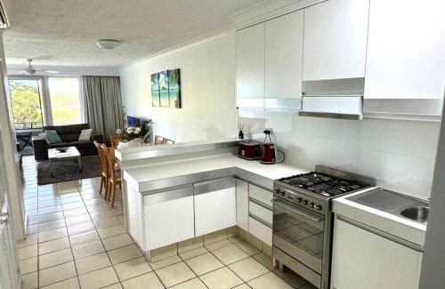 Hamilton Island Apartment | Poinciana 105