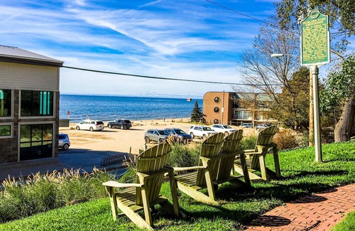 Grand Haven Cottage | "Point Comfort" Lives Up to It's Name
