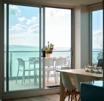 Lorne Apartment | Point Grey