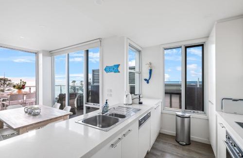 Lorne Apartment | Point Grey