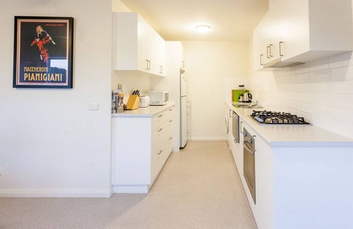 Point Lonsdale Apartment | Point Lonsdale Holiday Apartments - Adults only