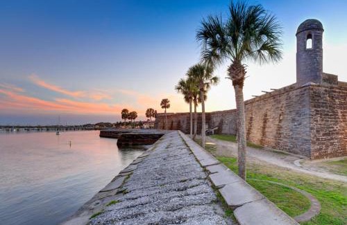 Crescent Beach Apartment | Point Matanzas D3