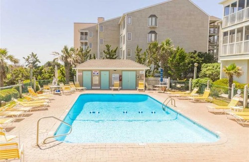 Pine Knoll Shores House | Point Prospect Shores
