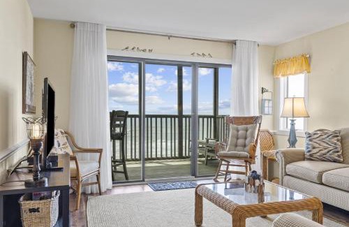Pine Knoll Shores Apartment | Point Prospect Shores condo