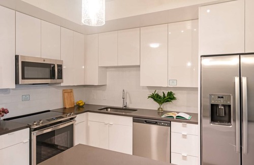 Port Tampa City Apartment | Pointe 1BD 2 - One Bedroom Apartment, Sleeps 4