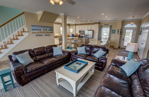 Sandbridge House | Pointe O'View | Oceanfront | Private Pool, Hot Tub