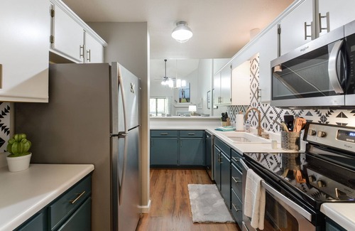 Table Rock Condo | Pointe Royale, lake front