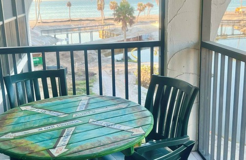 Sanibel Condo | Pointe Santo Gulf View Fully Remodeled Thanksgiving Book 7 nights 8th Night Free