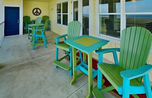 Red Fish Cove Apartment | Pointe West 303 - Beachside Blue Sailfish