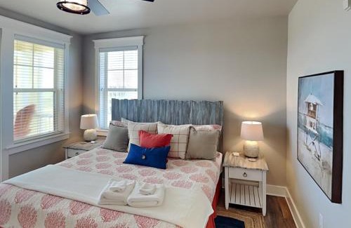 Red Fish Cove Apartment | Pointe West 303 - Beachside Blue Sailfish