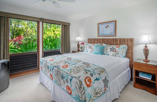Poipu Condo | Poipu Kahala 713 Ocean Views A/C Master/Guest