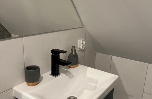 Zywiec Apartment | Pokój z aneksem kuchennym