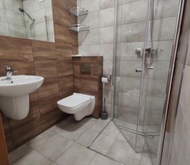 Mragowo House | Pokoje Gościnne Majka