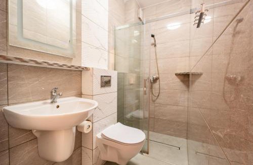 Debki House | Pokoje gościnne Przystań