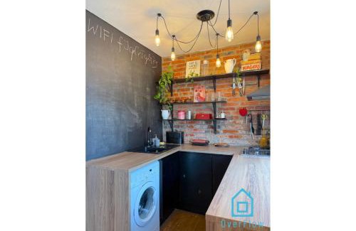 Wrzeszcz House | Polaroid Room - Charming Place, 15 Minutes to Gdańsk Old Town & Seaside