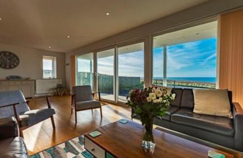 Widemouth Bay House | POLDARE - Widemouth Bay Bude Cornwall