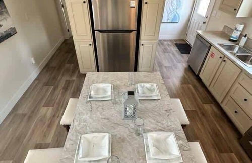 Kodak House | Pollard Place 2BR 2 BA Smokies Winterfest