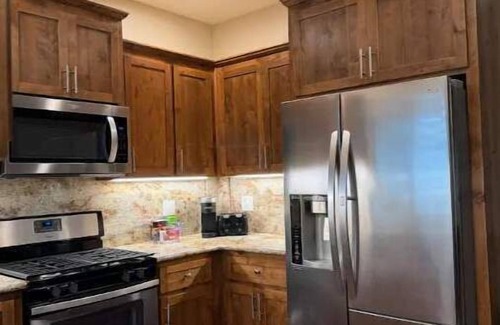 Placerville House | Pollock Pines - Family get away, 2 miles from Sly Park lake - Near Apple Hillnn