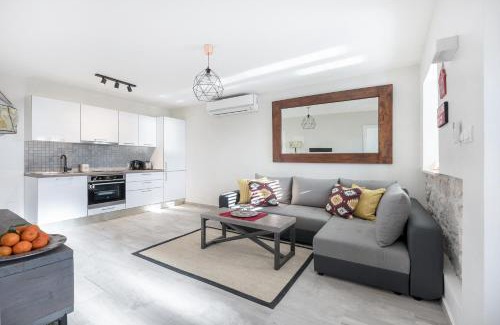 Babino Polje Apartment | Polly Apartments with swimming pool