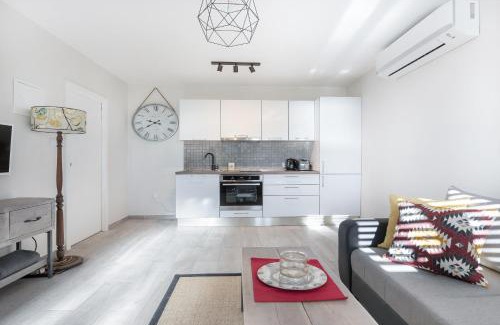 Babino Polje Apartment | Polly Apartments with swimming pool