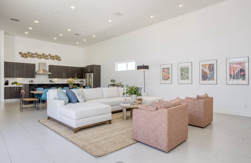 La Quinta Villa | Polo Villa 9 by AvantStay | Backyard w/Putting Green, Pool & Spa