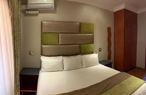 Polokwane Cabin | Polokwane Lodge