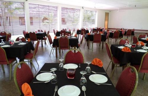 Polonnaruwa Hotel | Polonnaruwa Holidayinn