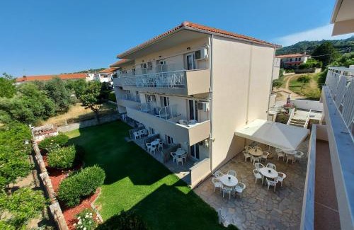 Polichrono Apartment | Polychrono GREEN GARDENS
