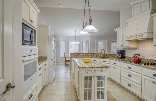 Hot Springs Village House | Ponce Playhouse - Large luxury golf front home on 10th fairway of Ponce Golf