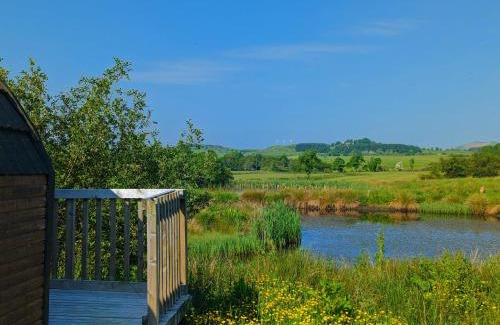 Kelty Cabin | Pond View Pod 2 with Private Hot Tub - Fife - Loch Leven - Lomond Hills