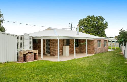 Lancelin House | Ponderosa - Dunes right on you doorstep